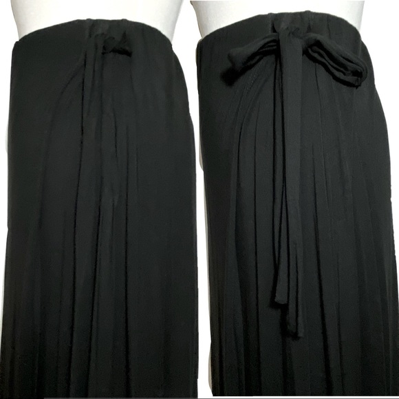 Black Stretch Wrap Skirt with Tie Waist, M - Picture 5 of 7